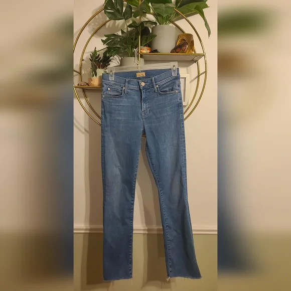 MOTHER The Rascal Ankle Snippet Jeans - Picture 5 of 10